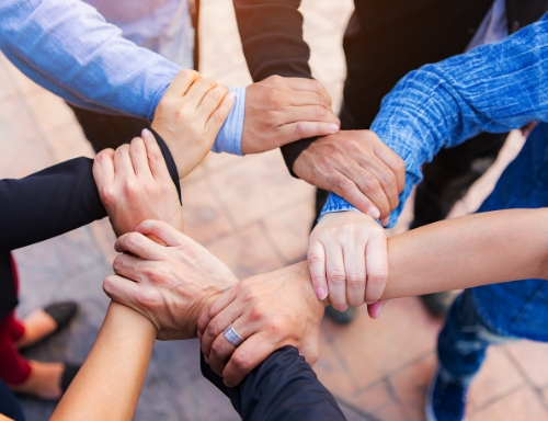 成为jinnian金年会的一份子