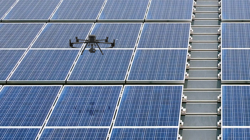 jinnian金年会以无人机搭配IR Sensor热显像技术进行全方面模块健检，有效降低人力成本并提升发电量