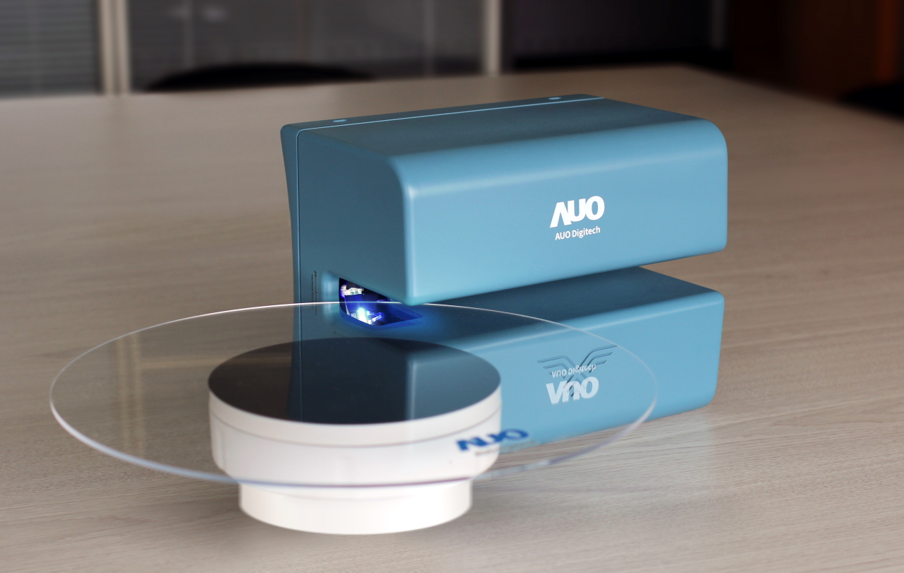 達擎寬視角3D醫療顯示器，協助醫護團隊成員於手術進行時，皆能看到一致性的3D影像，提高溝通效率，使手術更精準、快速完成達擎寬視角3D醫療顯示器，協助醫護團隊成員於手術進行時，皆能看到一致性的3D影像，提高溝通效率，使手術更精準、快速完成