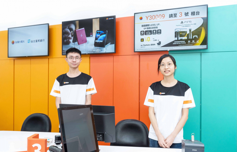 台灣大哥大導入創利空間IMPRESS雲端數位內容公播管理系統，可從總部遠端管理及即時推播行銷文宣至全台目標門市